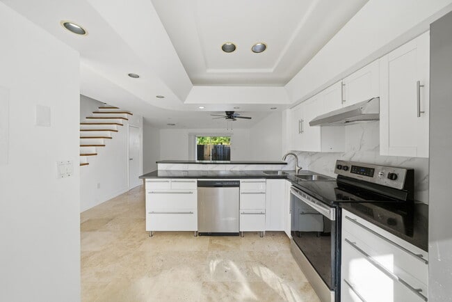 Photo - 8313 SW 137th Ave