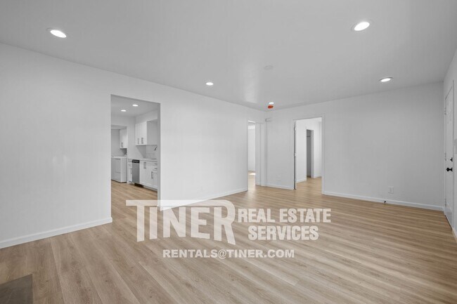 Photo - 7878 Orange Ave