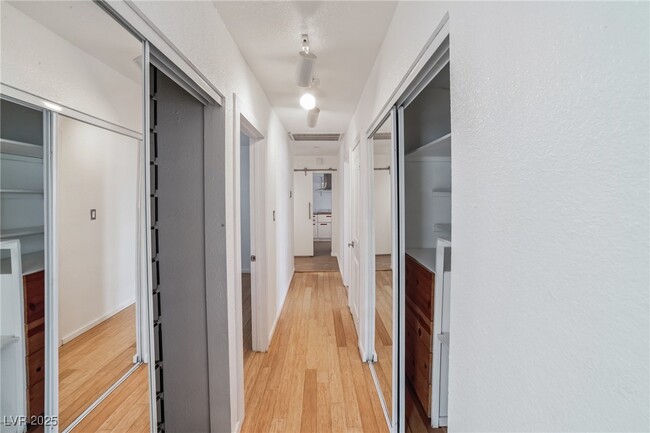 Photo - 4312 San Angelo Ave