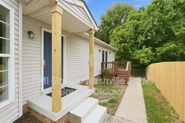 Building Photo - 3051 Casa Dr