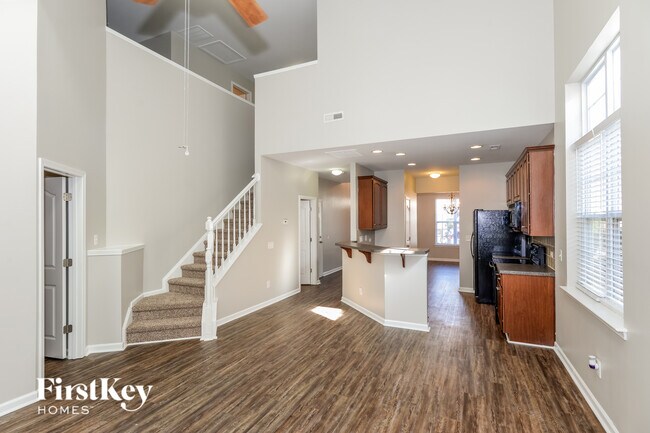 Photo - 16520 Kettlewell Ln