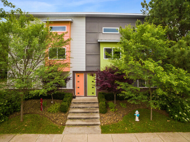 Photo - 1337 Oakland Ave Townhome