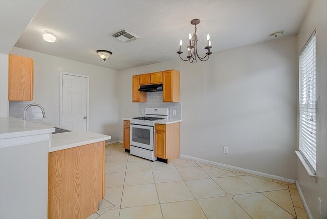 Photo - 13983 Maximos Dr