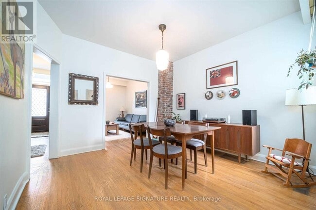 Photo - 74 Wolseley St