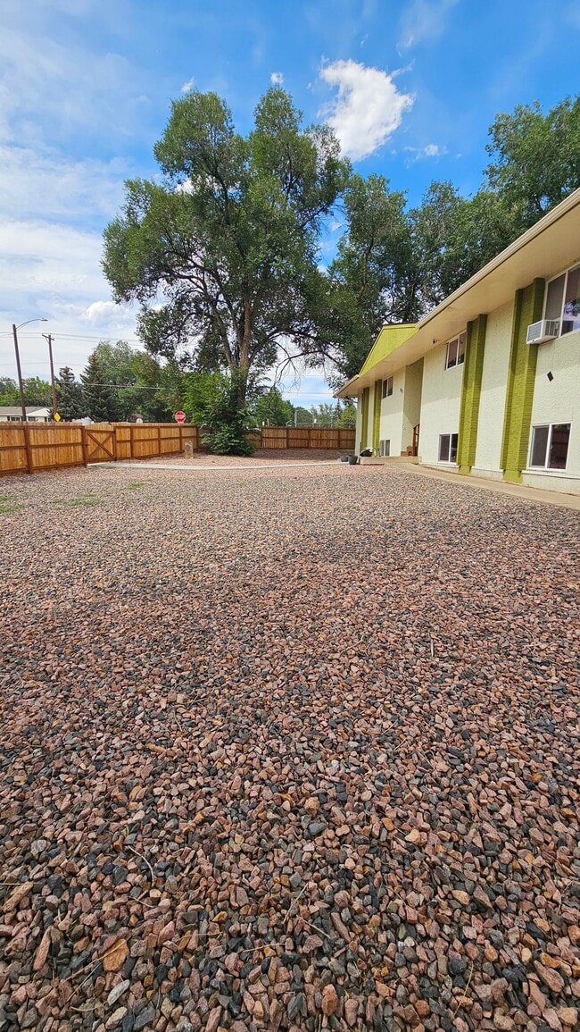 Photo - 903 Boggs Pl Unidad A