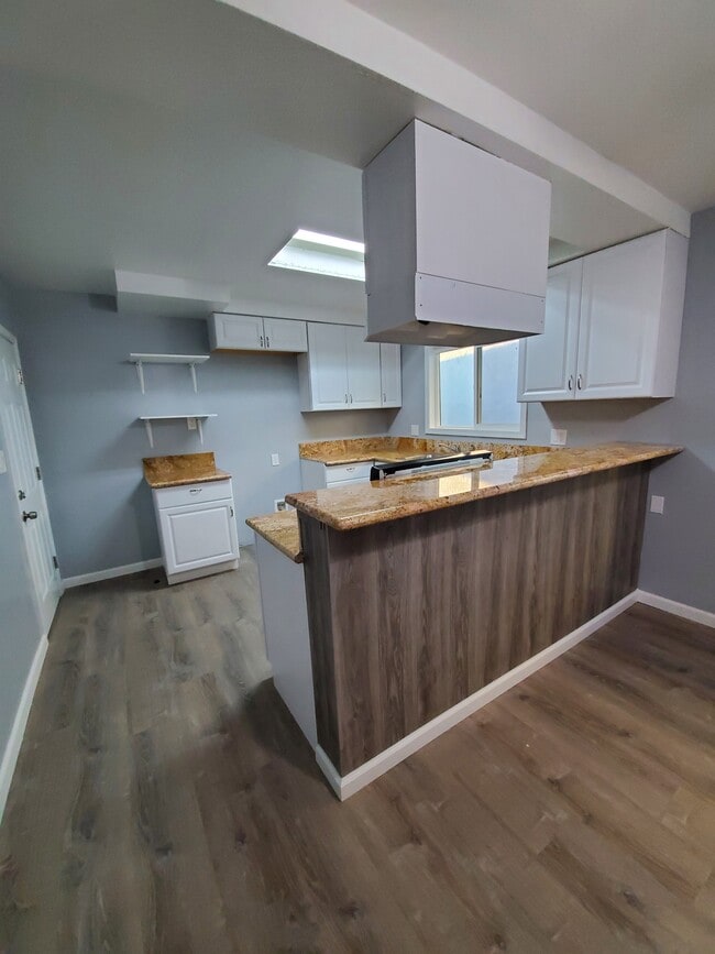 Photo - 15012 Eastwood Ave Unidad 15012