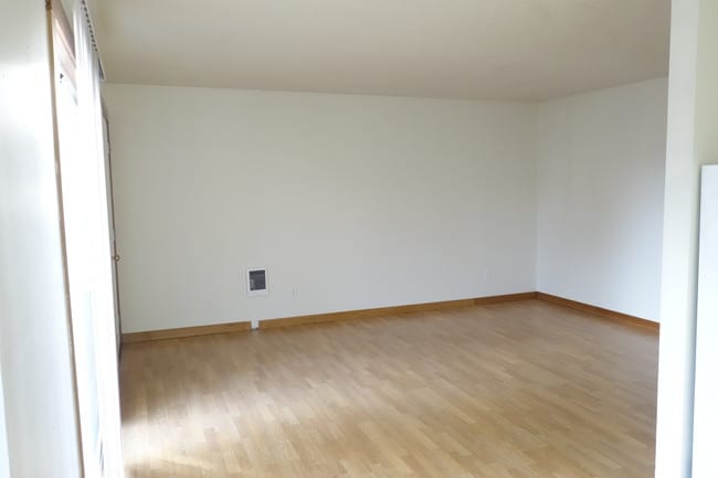 Building Photo - 2881 Francis SE St Unit 20