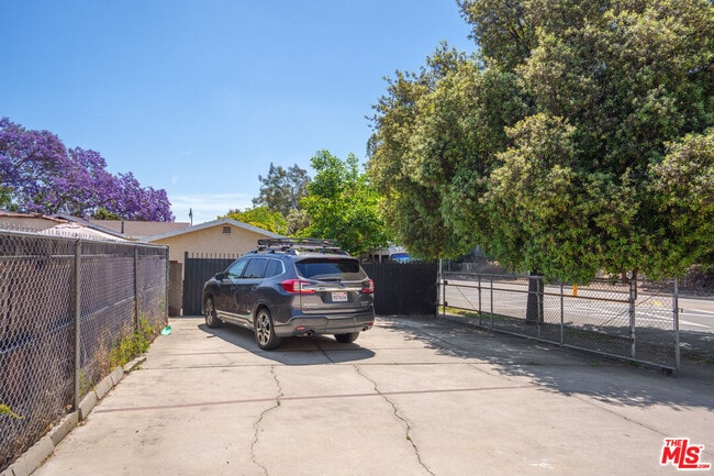 Photo - 1361 Riverside Dr