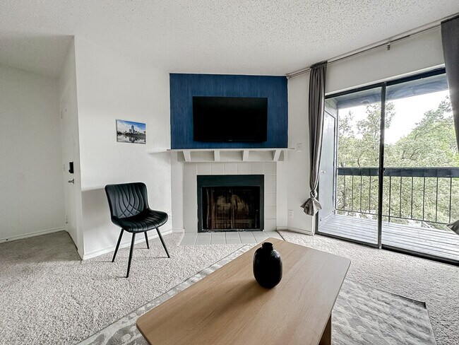 Photo - 1071 Clayton Ln Unit ID1256103P