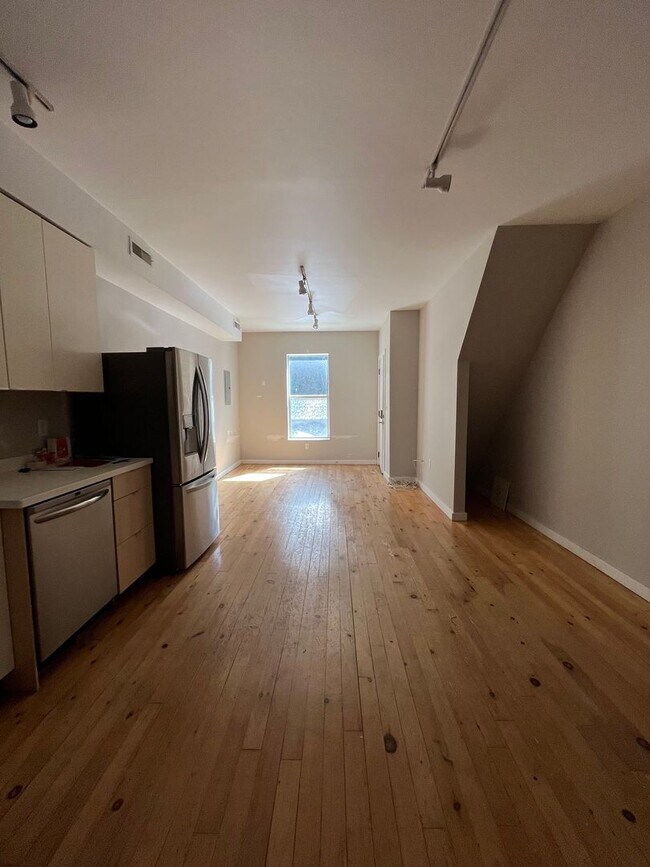 Photo - 1208 N 4th St Unidad #1