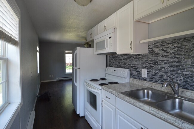 Photo - 95 4th Ave S Unidad #1