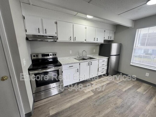 Photo - 559 Brookside Ct