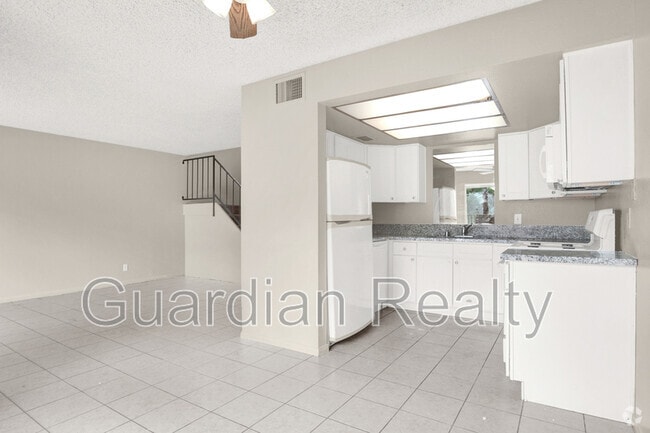 Building Photo - 2209 Tall Pine Dr Rental