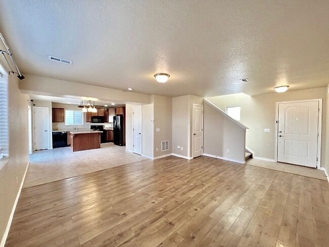 Photo - Stetson Hills Home with 3 Bedrooms and 2.5 Baths Available in May