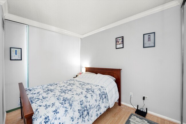 Photo - 111 W Maple St Unit 2508