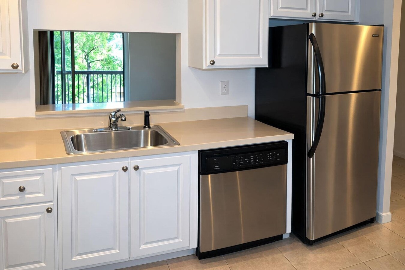 Photo - 711 N Pine Island Rd Unit 210