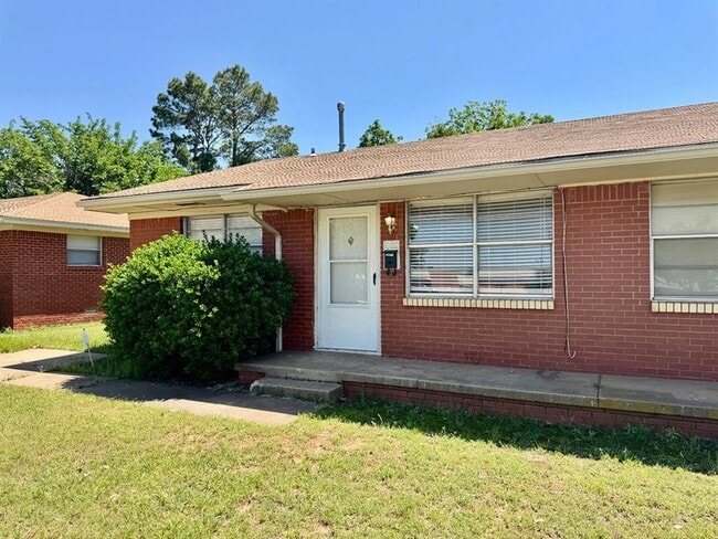Photo - 1002 E Wayne St Townhome