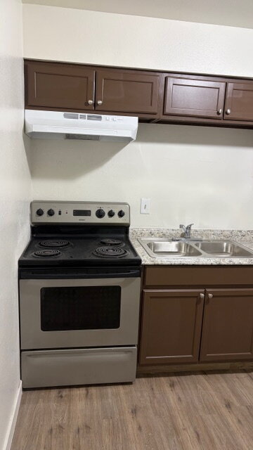 Photo - Fully Remodeled 2-Bedroom Townhome in Prime Glendale Location Unit 4