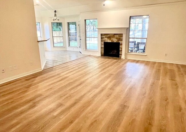 127 Mockingbird Ln
