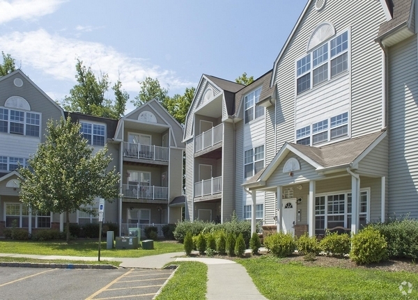 Building Photo - Canfield Mews Rental