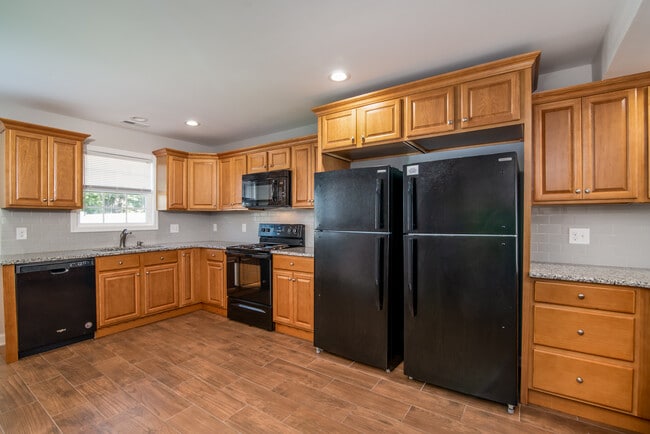 Photo - 103 Williams Rd