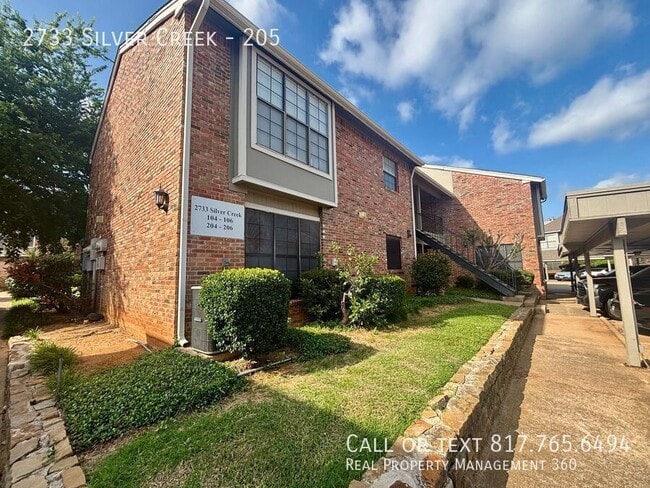 Building Photo - 2733 Silver Creek Dr Rental