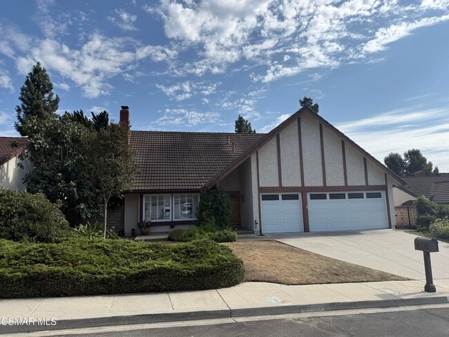 Photo - 1774 Alderwood Pl