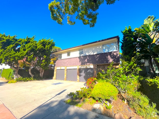 Building Photo - 807 3rd St Rental