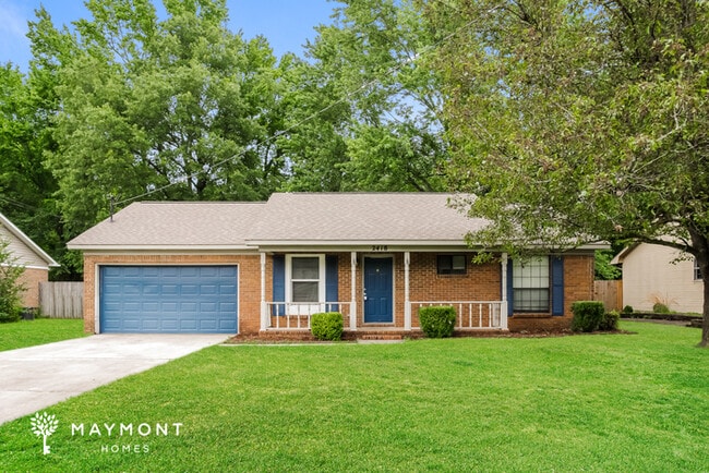 Photo - 2418 Oxmoor Ln SW House