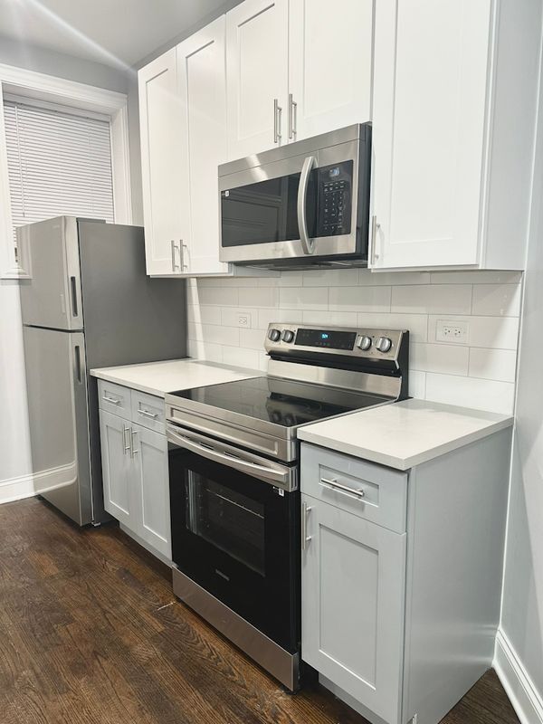 Photo - 1214 W Rosemont Dr