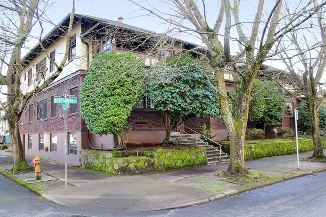 Building Photo - 1624-1636 NE Tillamook St Rental