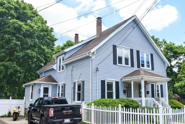 Photo - 95 Temple St Unit 1