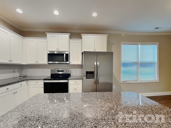 Photo - 100 E Goodwin Chase Ln