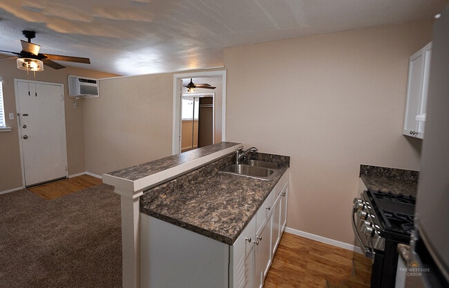 Kitchen counter - 6th Street West Apartments Austin