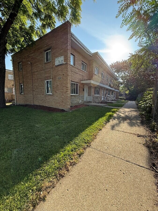 Photo - 1427 Hervey Ave