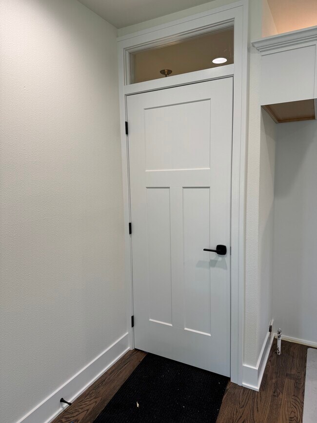 Photo - 3211 Pleasant St