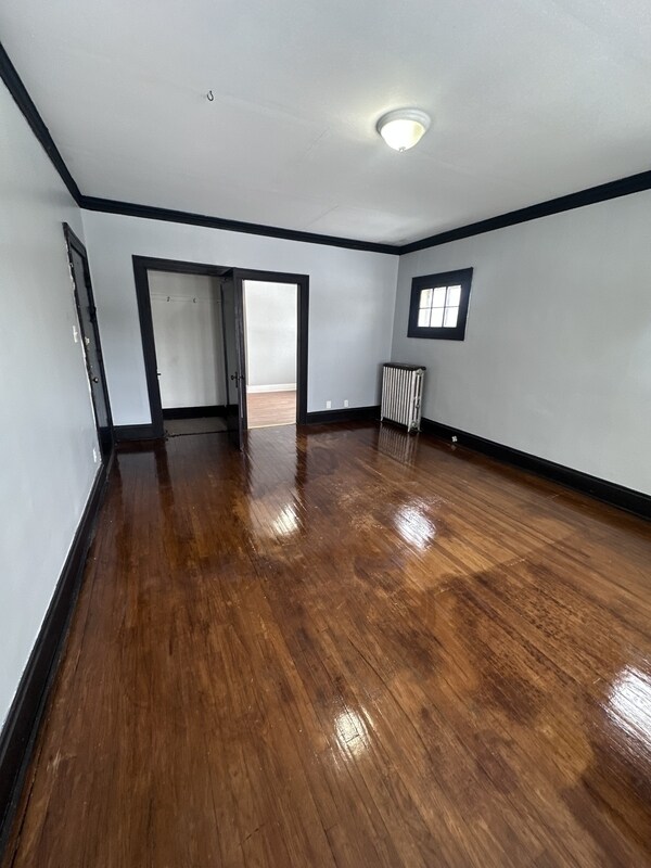 Photo - 1442 W 101st St