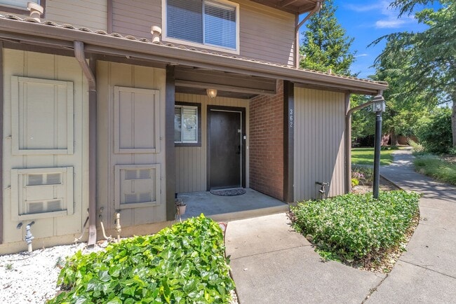 Photo - 362 Tabor Ave