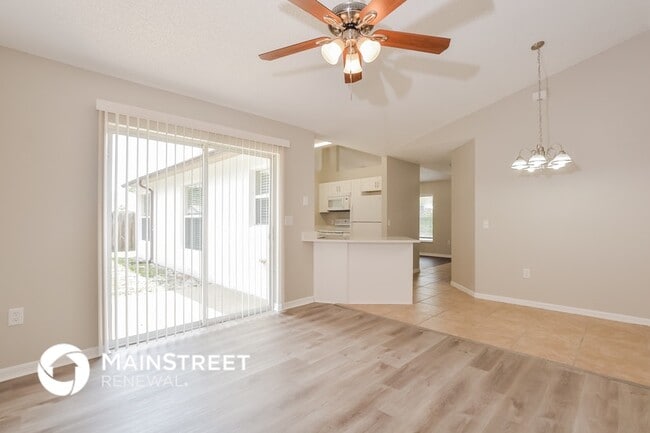 Photo - 915 Leeward Dr