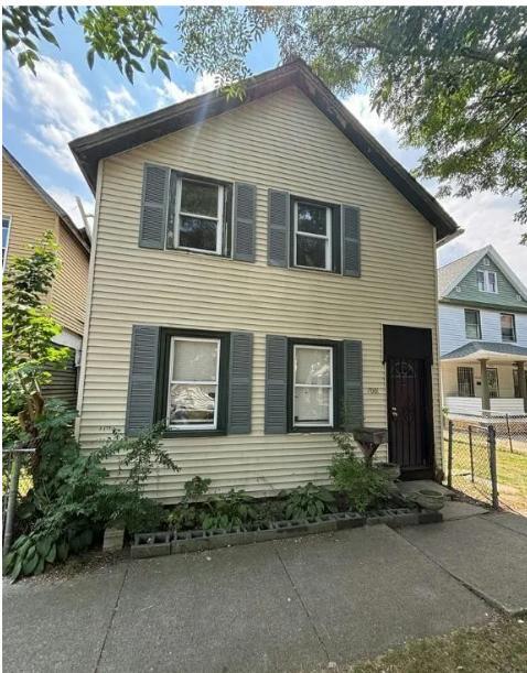 Photo - 7001 Hague Ave