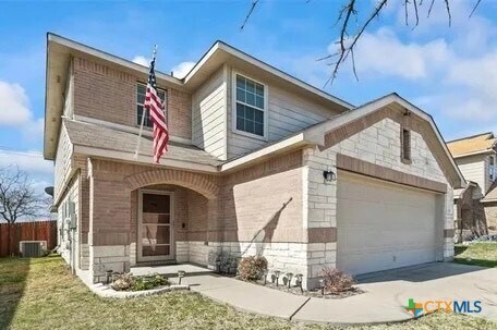 108 W Gemini Ln