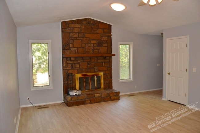Photo - West Garea Area | Home | Unfurnished