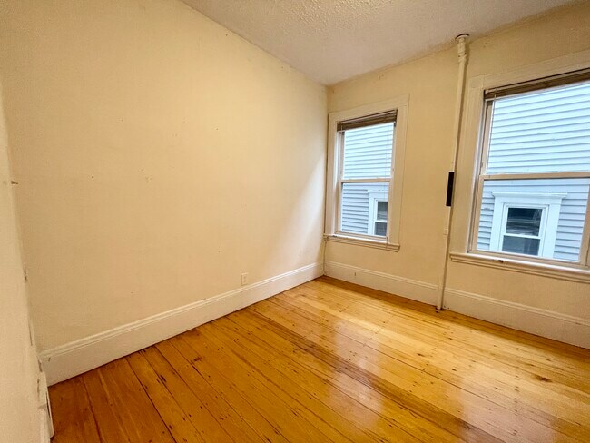 Photo - 17 Sachem St Unit 2