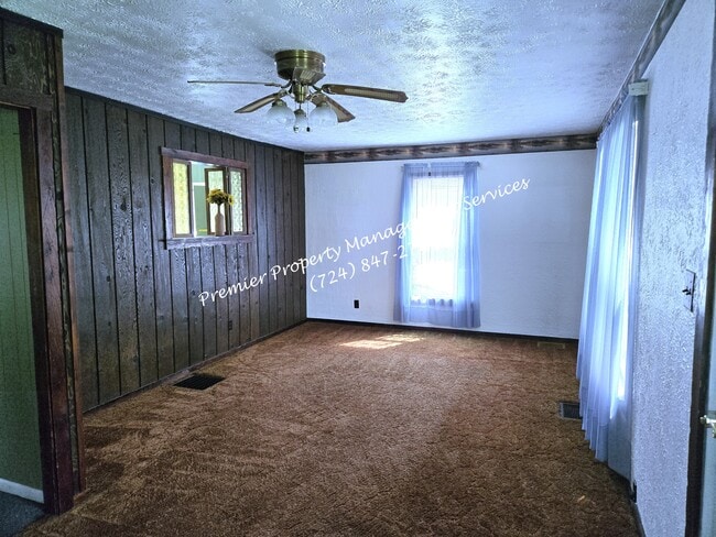 Photo - 285 W Jamestown Rd