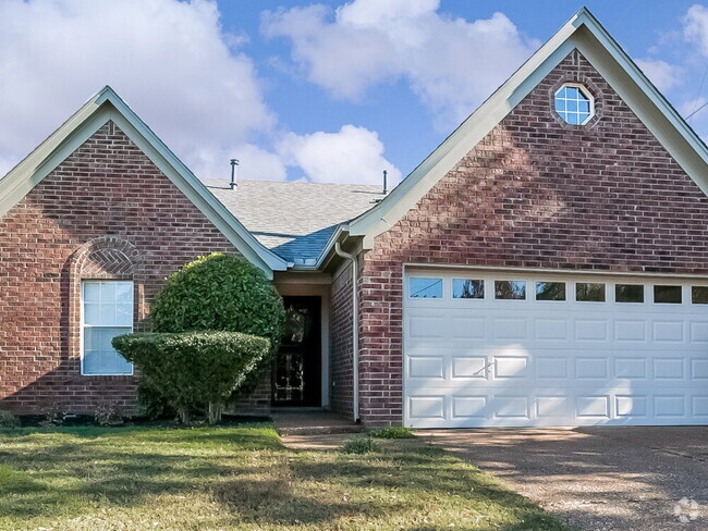 Building Photo - 2200 Rocky Stream Dr Rental