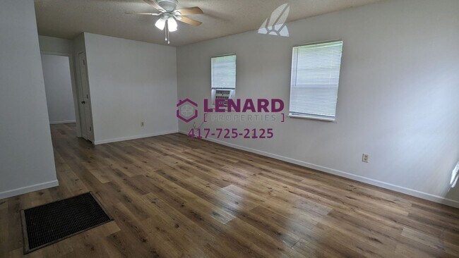 Photo - Chestnut St. Houses Unidad 1709 Chestnut