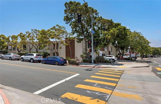 6679 Linda Vista Rd Unit 16