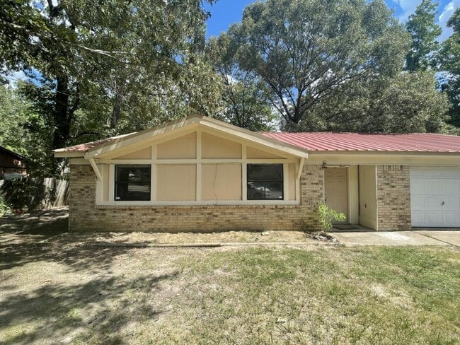 Building Photo - 412 Birdsong Ln