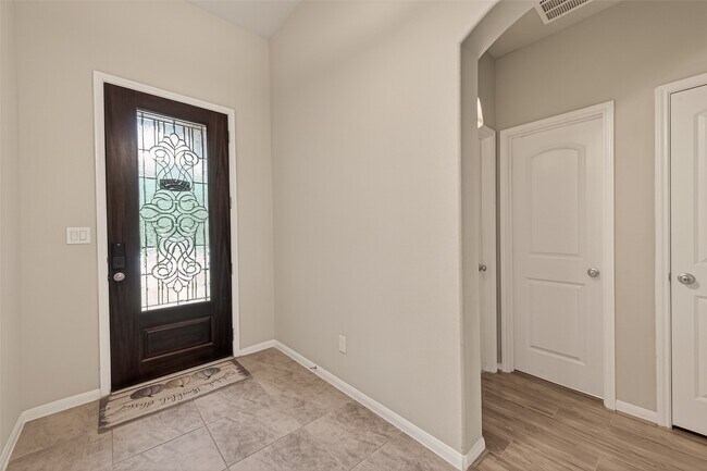 Photo - 20427 Alpine Meadow Pl