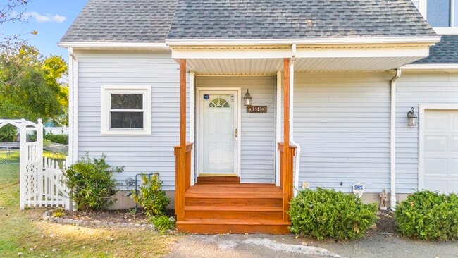 670 Middletown Ave Unit 670 Middletown Ave